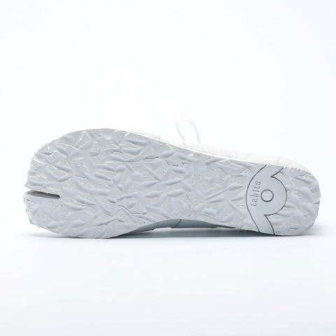tabito26 / Brace Trainer / All-White