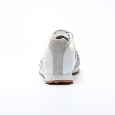 tabito27 / Truss Trainer / White