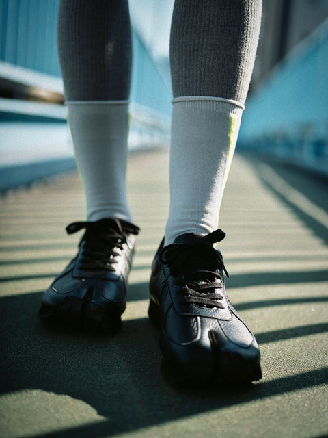 tabito28 / Tabi Trainer Leather / All-Black