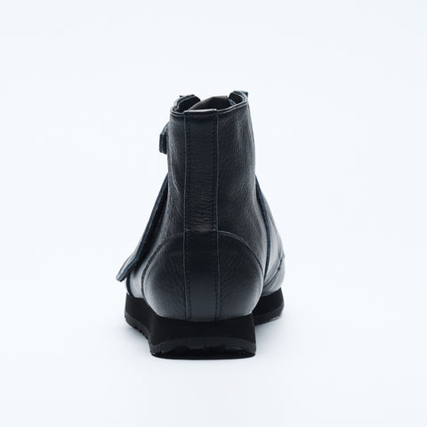 tabito61 / Truss Trainer High / All-Black
