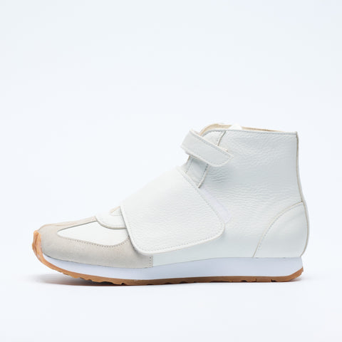 tabito61 / Truss Trainer High / White